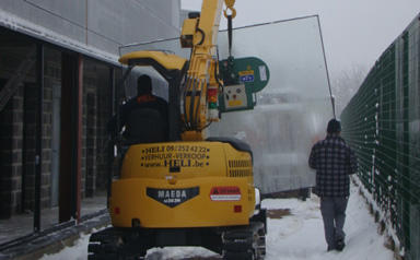 LC383 Glazing Pick and Carry