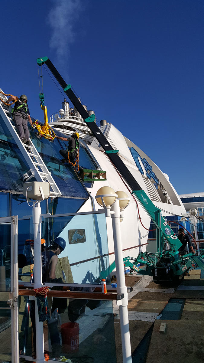 MC285-2 Ship Glazing On Upper Deck Of Cruise Ship US